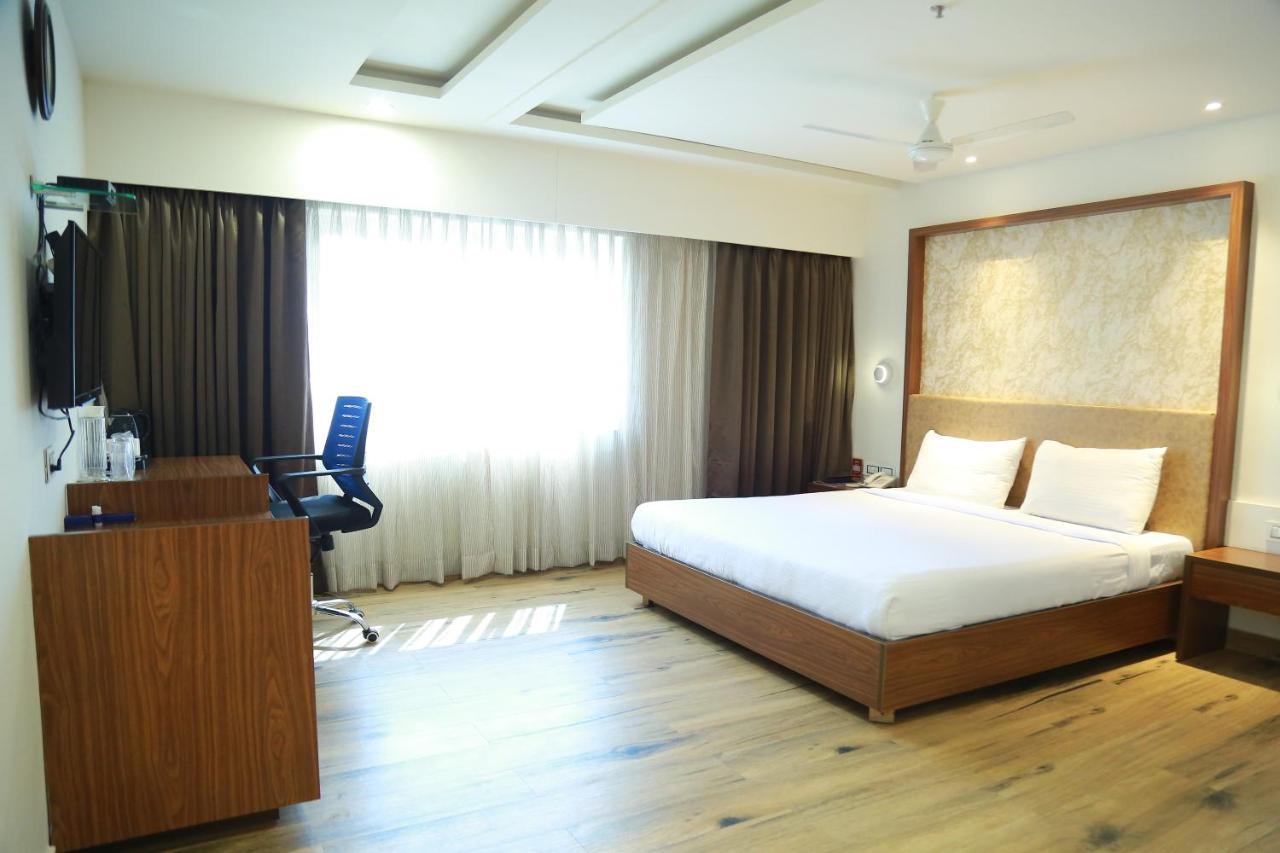 Hotel Shubham Palace Haydarabad Dış mekan fotoğraf